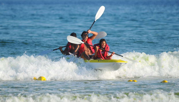 Navegando a bordo de los kayaks