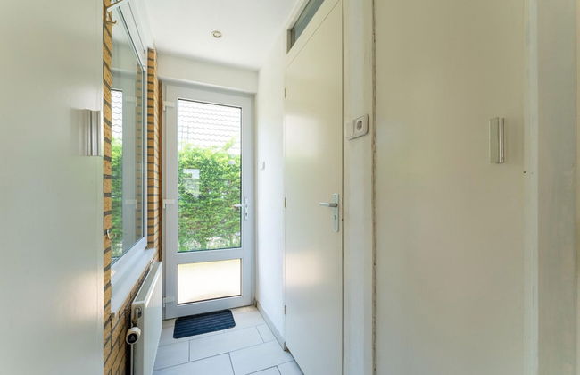 Holiday Home in Baarland With Garden - Foto 2