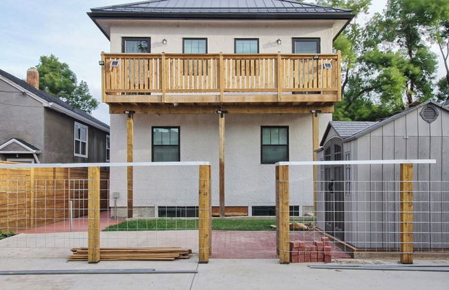 Calming 1bedroom Units With Balcony And City View - Photo 19