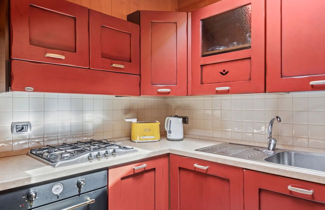 Belvilla by OYO Charming Apartment in Brez With TV - Foto 8