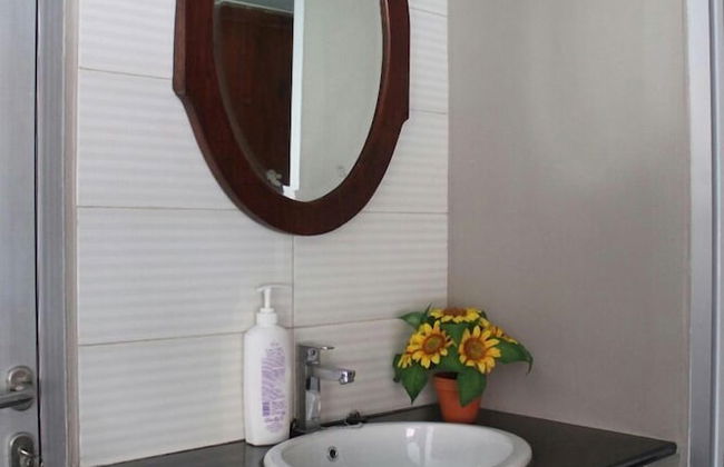 De Riau Cottage by HouseinBandung - Foto 27