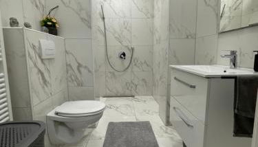 Herne Zentral Apartment - Foto 3, towels, Shower