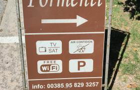 Mila and Jurija Formenti 2 apartments in heart of nautic marina, with heated swimming pool May till October, bikes, Sup, kajak, free parking in our garden - Photo 2