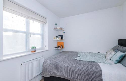 Driveway Stylish 3Bedroom Home in Middleton - Foto 27