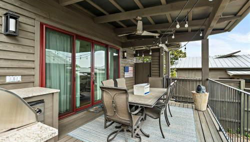 Romantic Lake Retreat - Deck, BBQ Grill & Patio - Foto 5