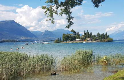 Luminoso Trilocale con Piscina e Giardino privato - Foto 46