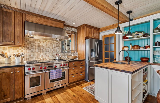 Marina Beach Lodge - Lakefront Home on Beach! by Yosemite Region Resorts - Foto 11