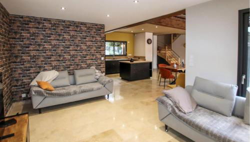 Awesome Home In Suze La Rousse - Foto 3