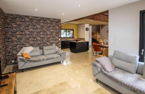 Awesome Home In Suze La Rousse - Foto 3