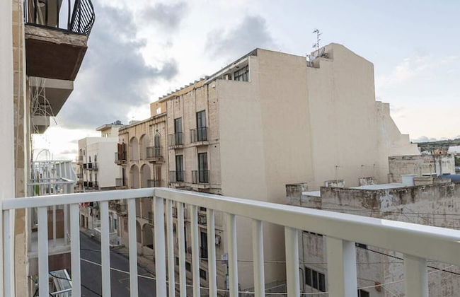 Golden Flat in San Pawl - Photo 35