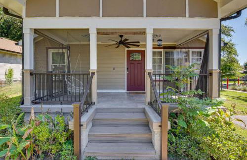 Steps to Playground Family Home in Douglasville! - Foto 26