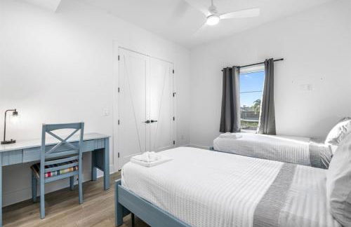 2 Million Villa Heated Pool w Luxury Spa 6BR & 6BR Waterfront by Canal - Foto 48