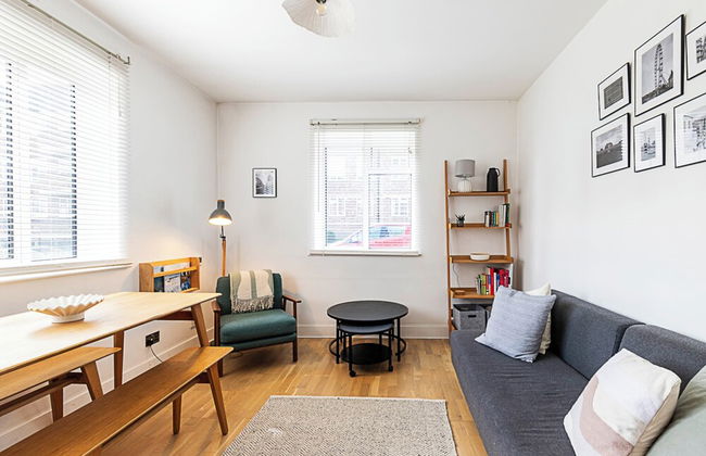 1930's Period Property in Leafy Suburb - Foto 12