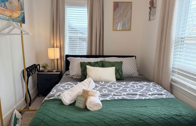 Modern Private Share Bedroom Bus stop to NYC - Foto 17