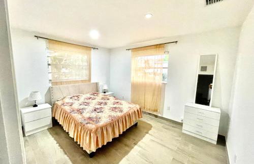 Bright & Cozy Family Home Near Dania Beach - Foto 9