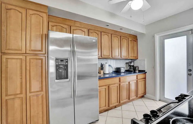 Palm Lined Oasis Walk To Beach - Foto 13