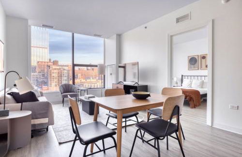 W Loop 2BR w Gym Pool in heart of Greektown CHI-561 - Foto 3