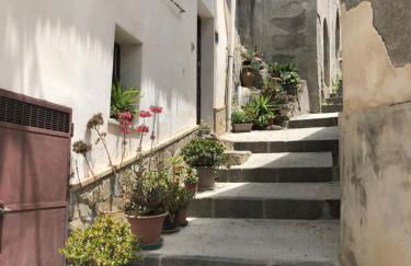 Antico Borgo - A due passi dalle Gole Alcantara - Foto 10