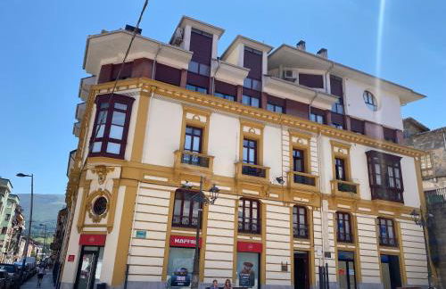 Apartamento en Infiesto Centro - Foto 2