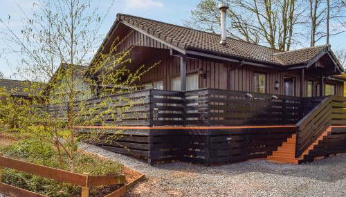 Cherry Tree Lodge - Photo 1