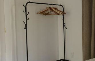 Secluded escape with hot tub, pizza oven, fireplace - Foto 15