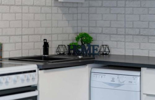 Subtle Apartment in Poznań with Parking Close to the Airport by Noclegi Renters - Foto 12