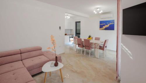 Villa Gizella - Photo 3