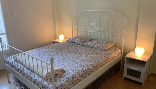 Lillian’s House - Photo 3