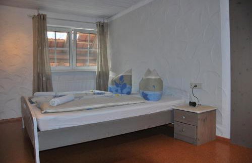 FERIENHOF KATZENMAIER, Bauernhof- und Familienurlaub am BODENSEE, großzügig wohnen, MESSENAH und teils BARRIEREFREI, Spielangebot für drinnen und draußen, Parkplatz am Haus, gute ÖPNV-Anbindung - Foto 61