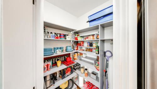 Water Views Whidbey Island Hideaway with Deck - Foto 5