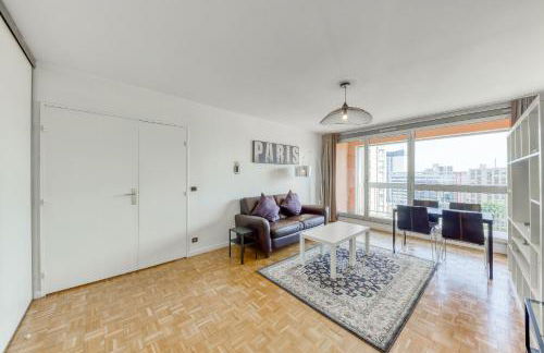 4 min walk to Metro, 60m², renovated, La Défense - Photo 20