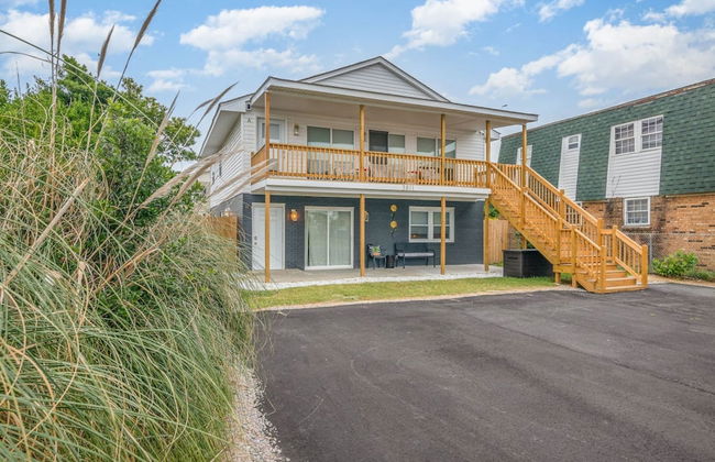 The Graceful Pelican Lakeview w Kayaks and Trail - Foto 15