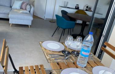 BELLA CRUZ 66 m2 prestations premium, wifi, balcon, parking avec borne de recharge électrique, plage Prieuré, Commerces - Foto 4