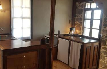 Chios Houses, beautiful restored traditional stone houses with an astonishing seaview - Foto 9