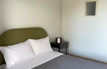 Η Αυλή - Photo 28