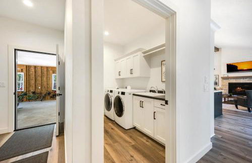 Luxury Retreat with Hot Tub The Ephraim House - Foto 14