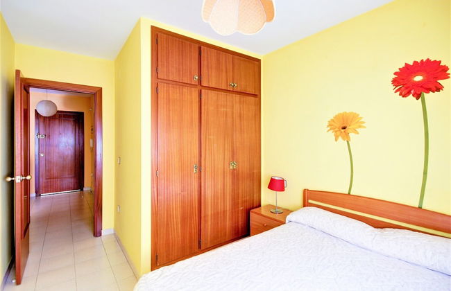 Romantic Apartment With View - Photo 3