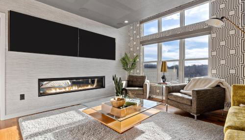 Iowa River Landing steps to Xtream Arena & Coralville Convention Center - Foto 3