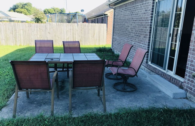 Spacious 3 BR Ranch House W Patio Yard in a Quiet Suburb - Foto 42