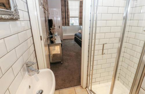 Knights Corner Stanhope Castle - Photo 22