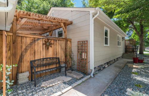 Italian Style in Old Town with Private Hot Tub - Photo 6