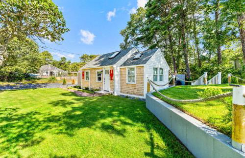 Dennis Port House BeachHot Tub & Fire Pit Fun - Photo 4