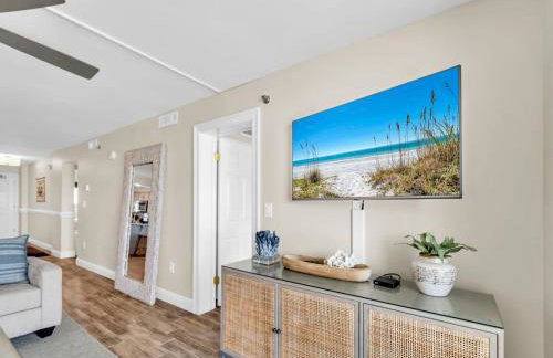 Destin on the Gulf 403 - This is a beautiful beach front condo with a great view of the gulf - Foto 48
