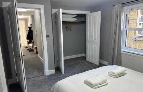 3 Bedroom Apartment City Centre - Photo 10