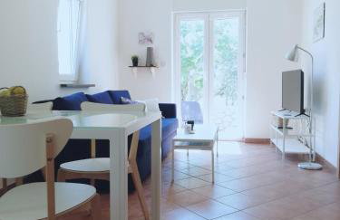 Lavender House - Photo 34