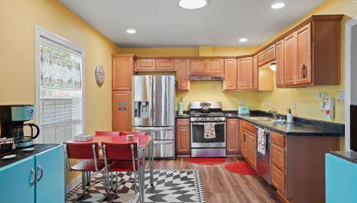 Craftsman 3BR Walk to UC Davis Pet-Friendly - Foto 2