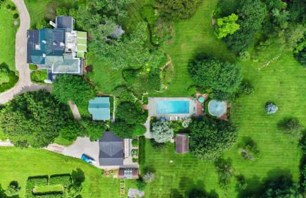 Stunning Cottage in Famous KY Garden -Sleeps 2 - Foto 46