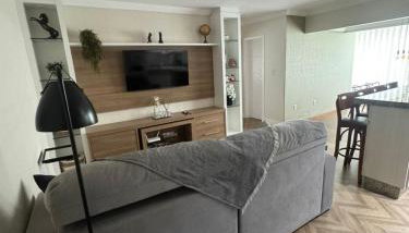 Apartamento na Praia do Perequê - Foto 1