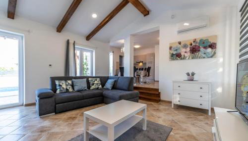 Villa Niko, your Ideal Summer Oasis near Poreč - Foto 3