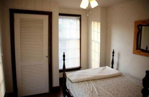 Idyllic Cottage Getaway on a Country Estate in Chester Springs, Pennsylvania - Foto 10